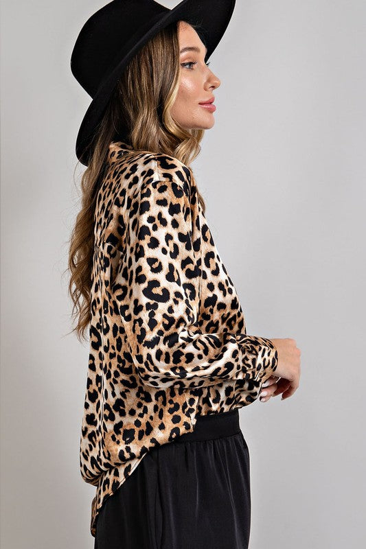 LEOPARD BUTTON FRONT BLOUSE