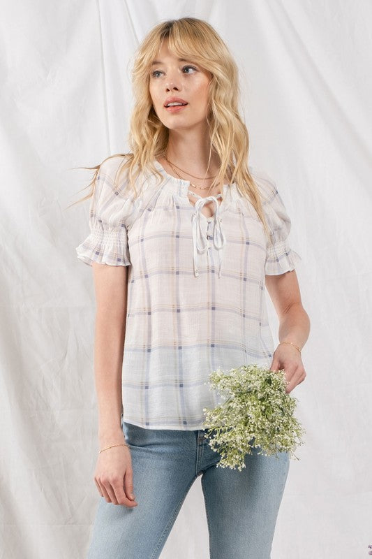 SMOCKED NECK GRID TOP
