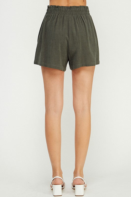 LINEN DOUBLE BUCKLE SHORTS - OLIVE