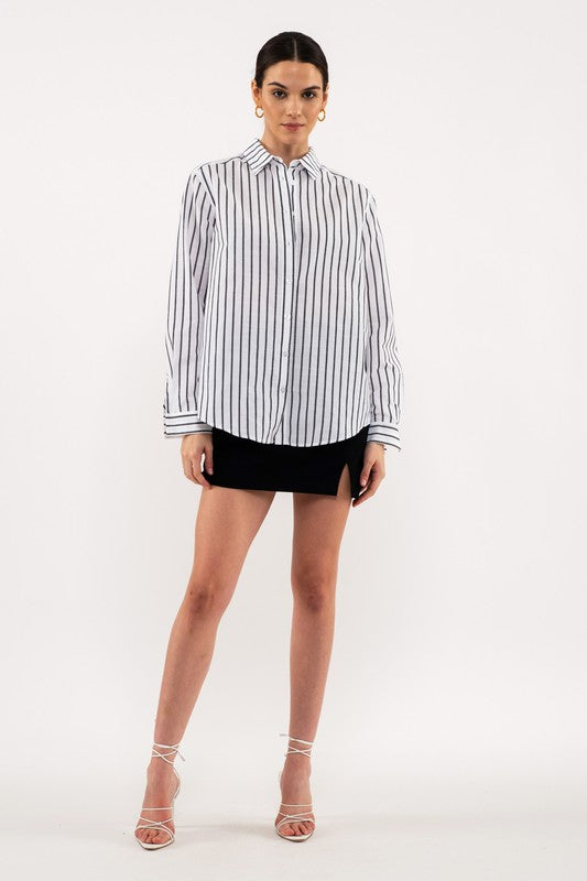 UNICOLOR STRIPED BUTTON DOWN TOP