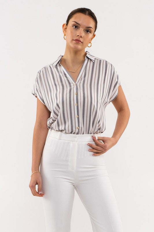 STRIPED SHORT SLEEVE BUTTON UP - S -3X