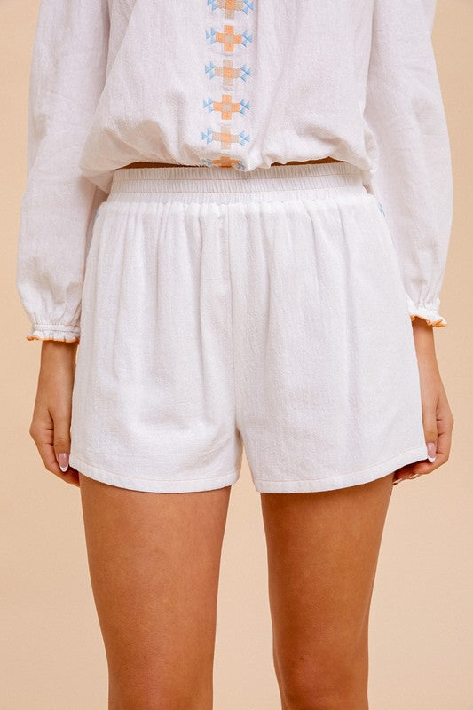 EMBROIDERED SHORTS