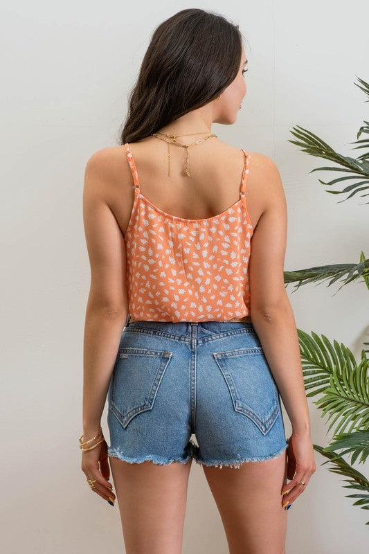 STROKE PRINT CAMI - CORAL