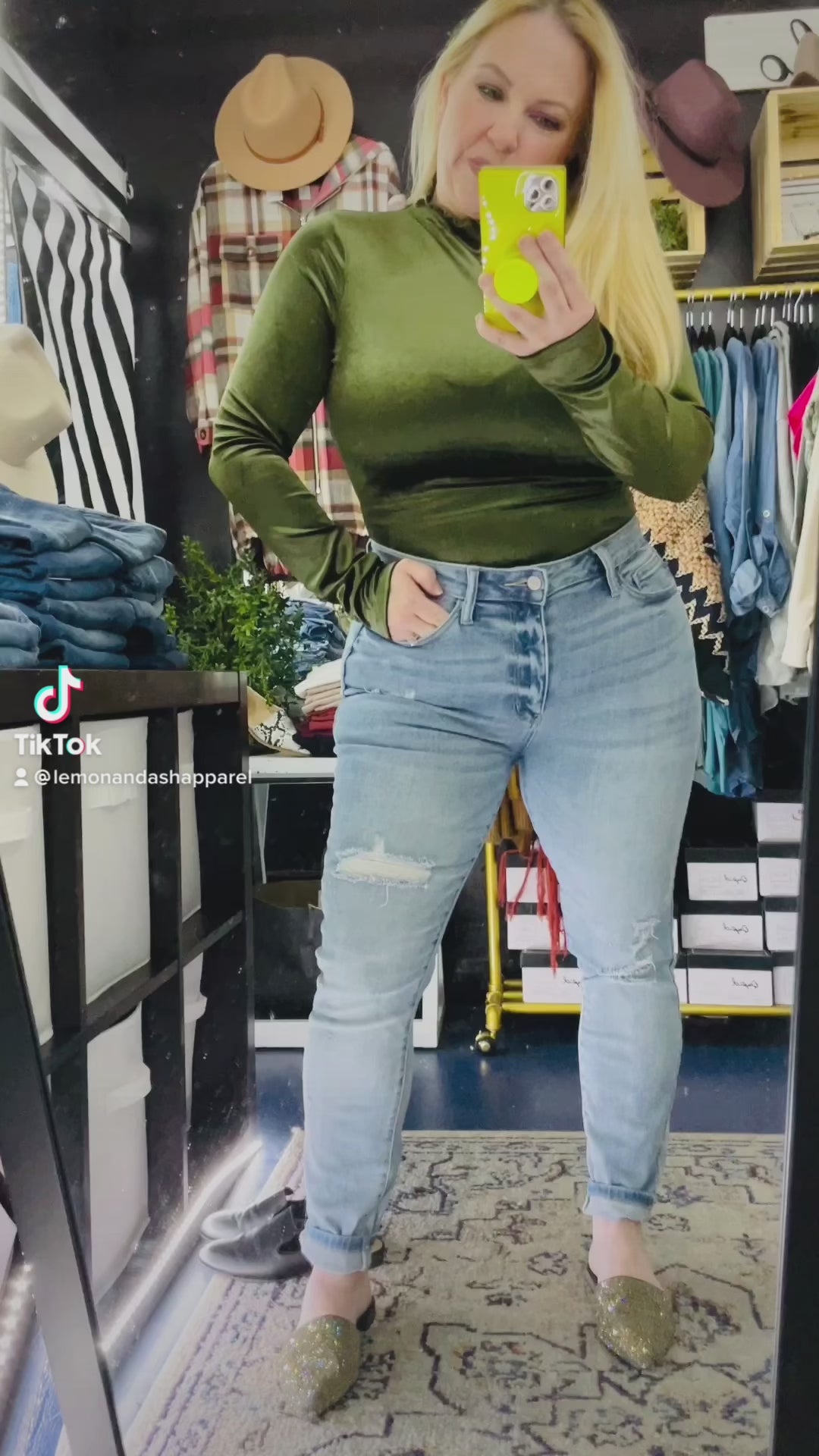 Load and play video in Gallery viewer, VELVET LONG SLEEVE BODYSUIT
