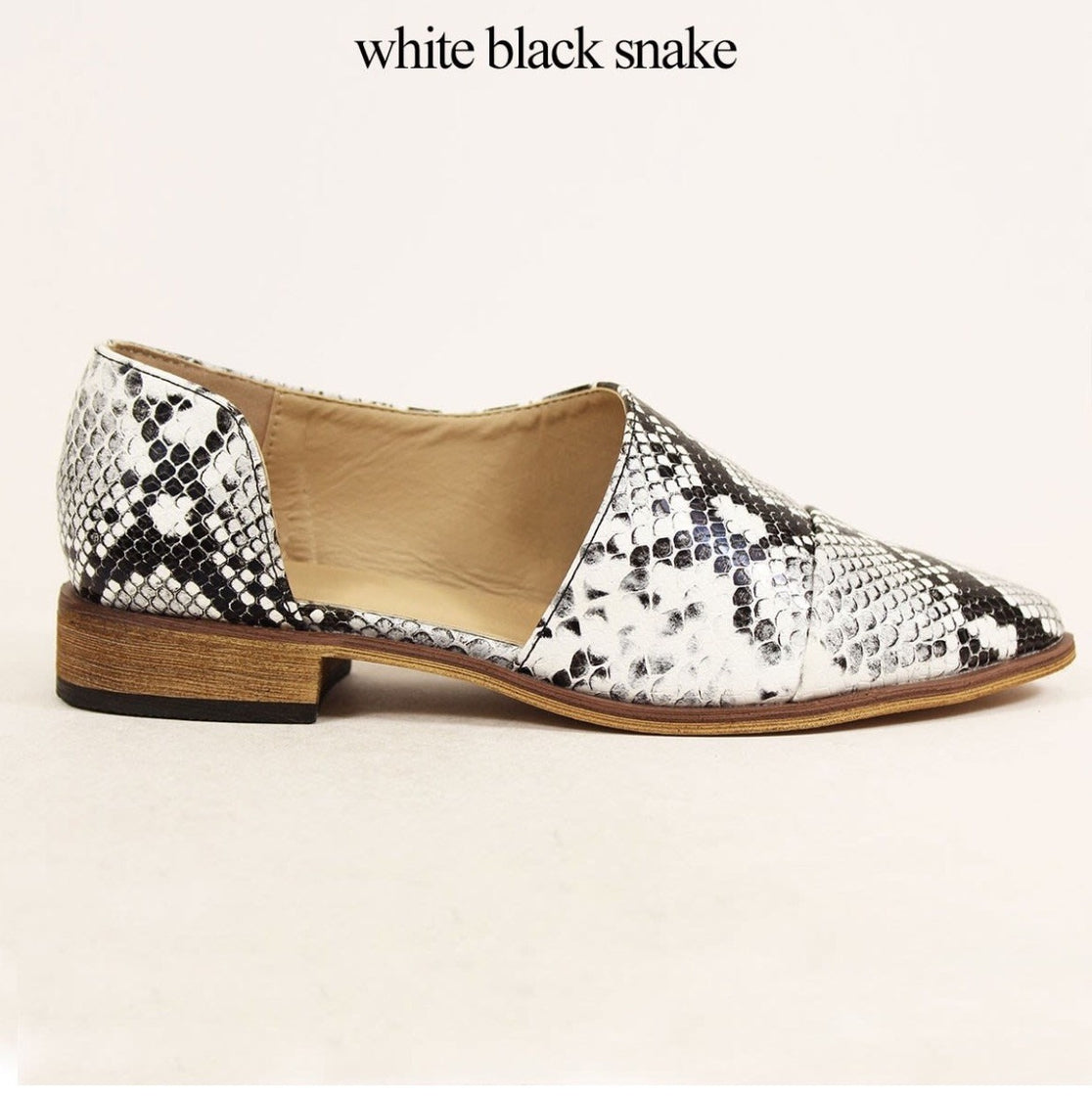 WHITE & BLACK SNAKESKIN BOOTIE