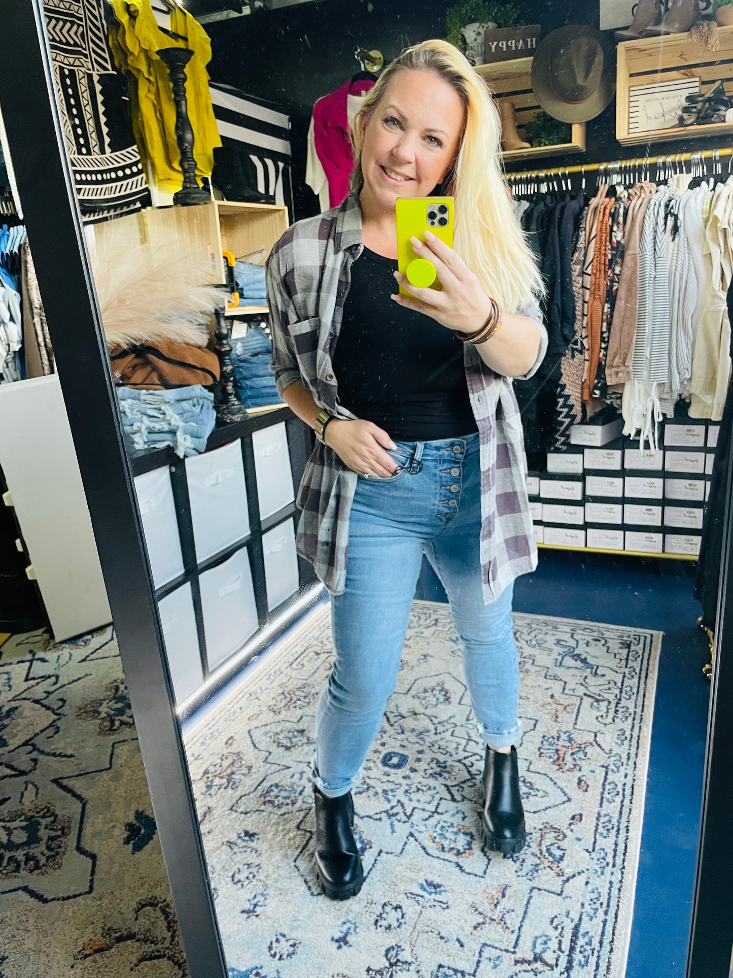 THE HI LOW PLAID TOP