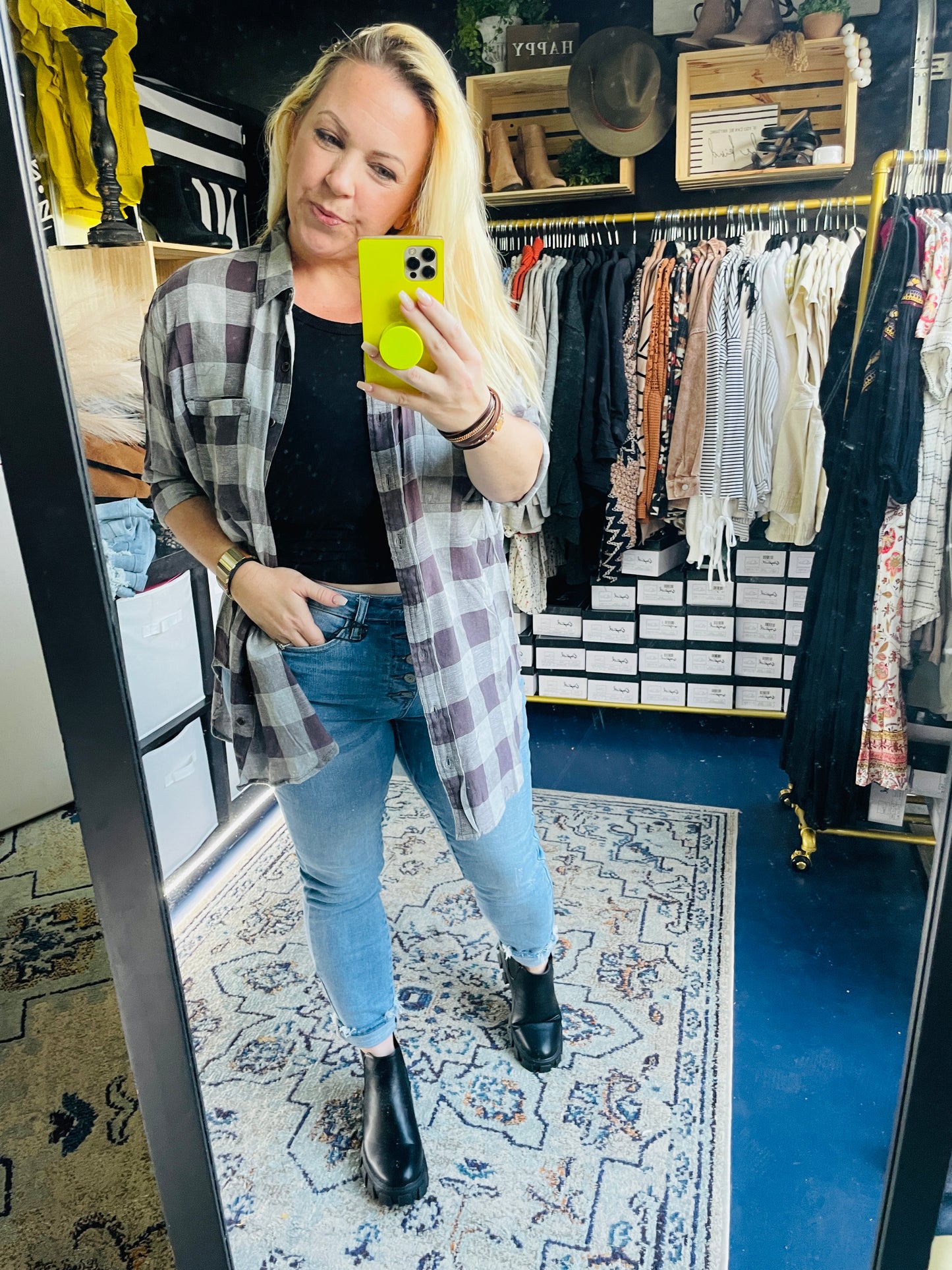 THE HI LOW PLAID TOP