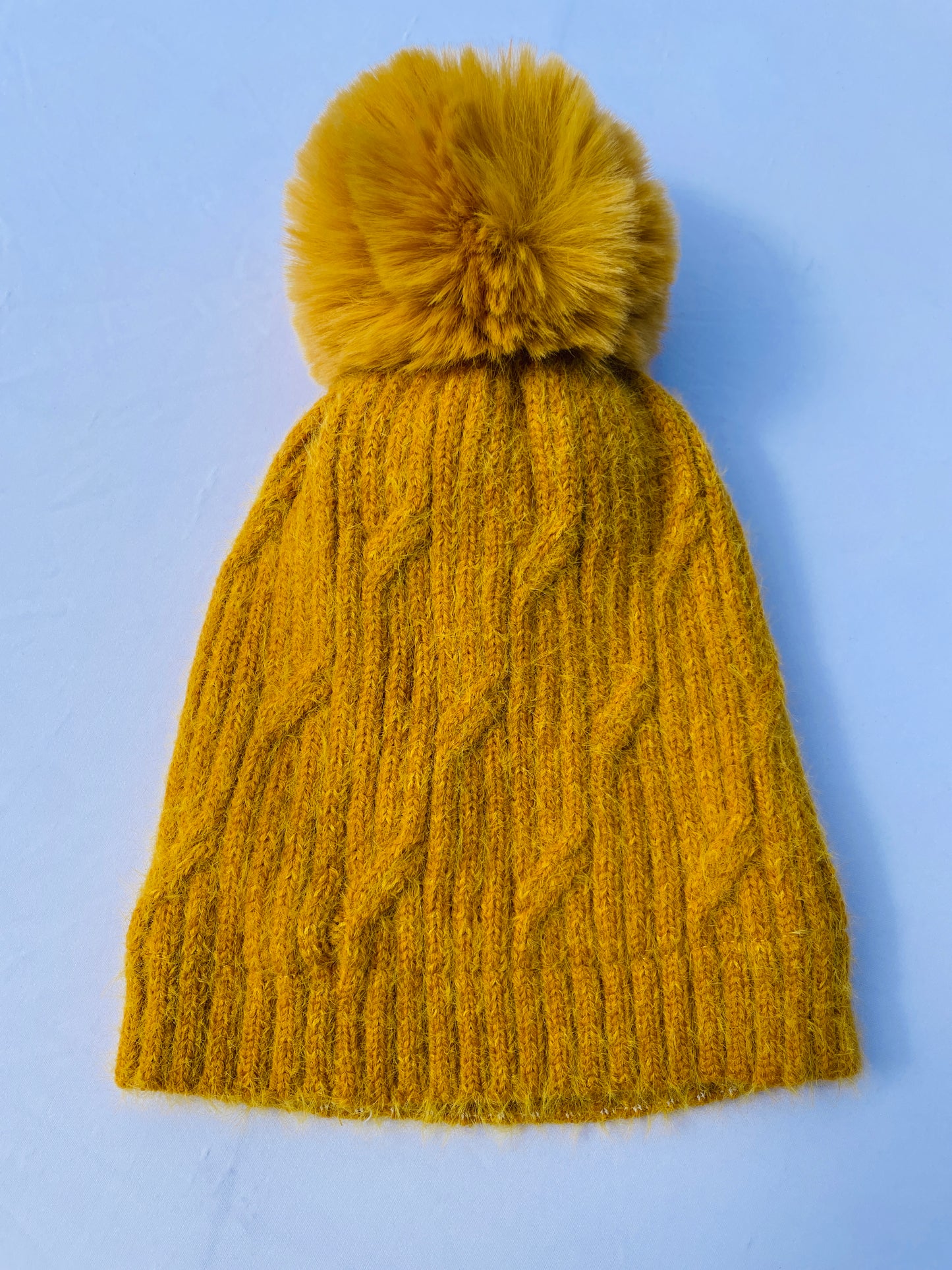 POM POM BEANIES