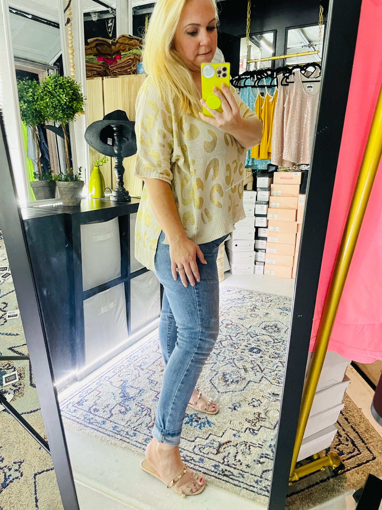 GOLD LEOPARD KNIT TOP
