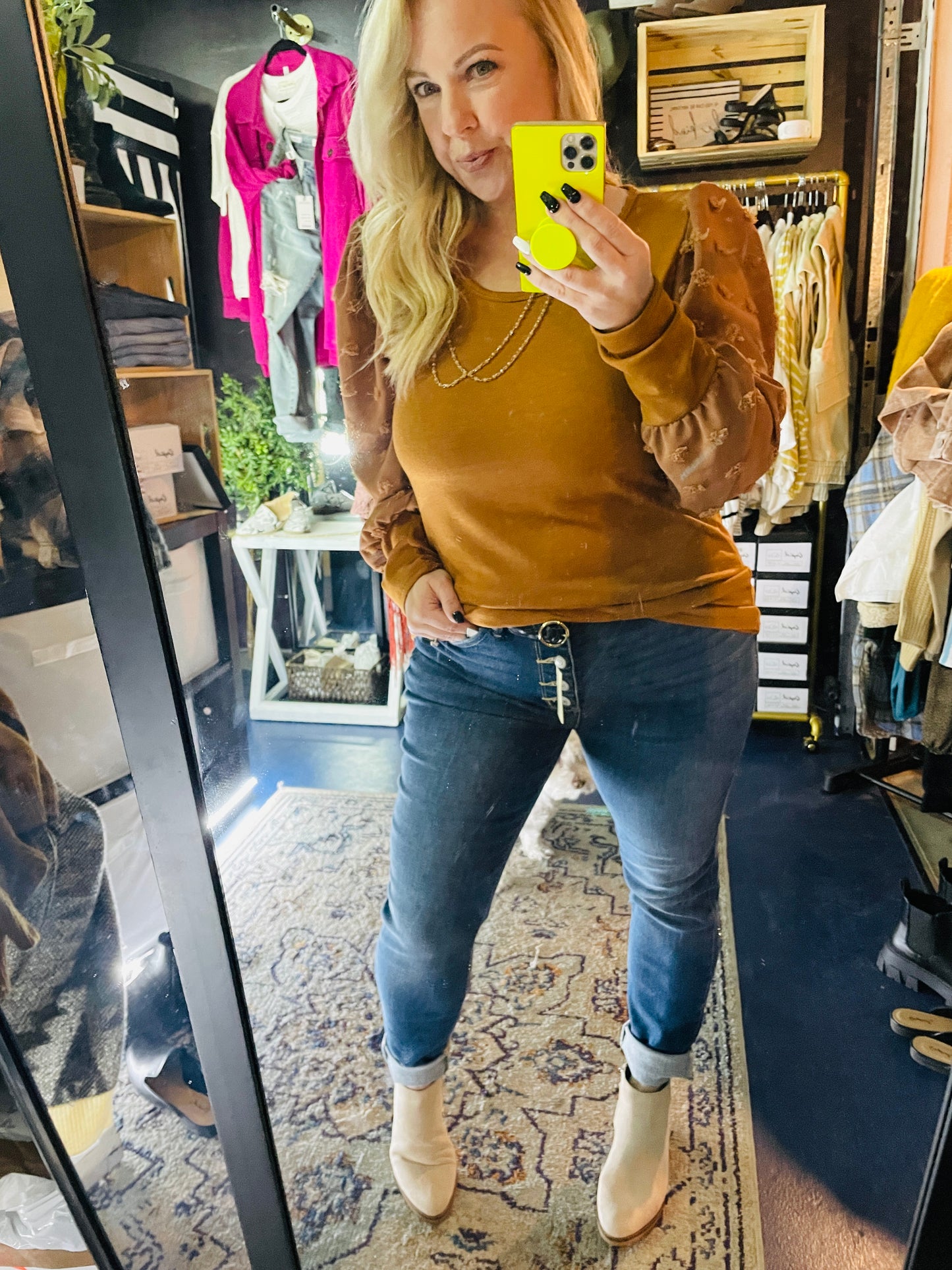SWISS DOT PUFF SLEEVES TOP
