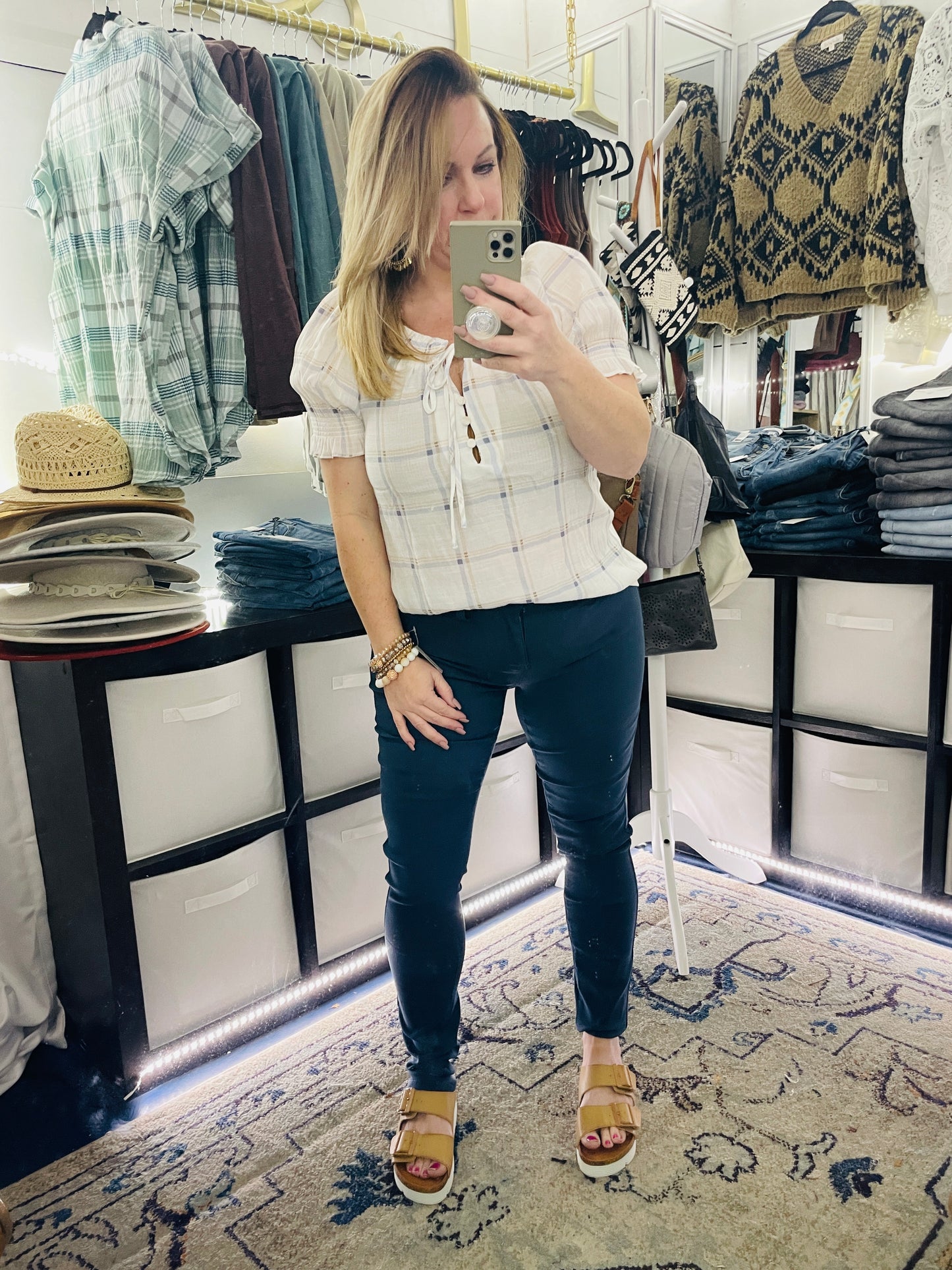 SMOCKED NECK GRID TOP