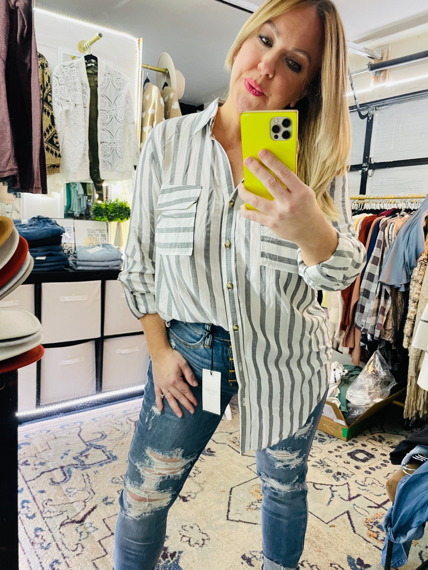 STRIPED BUTTON DOWN SHIRT