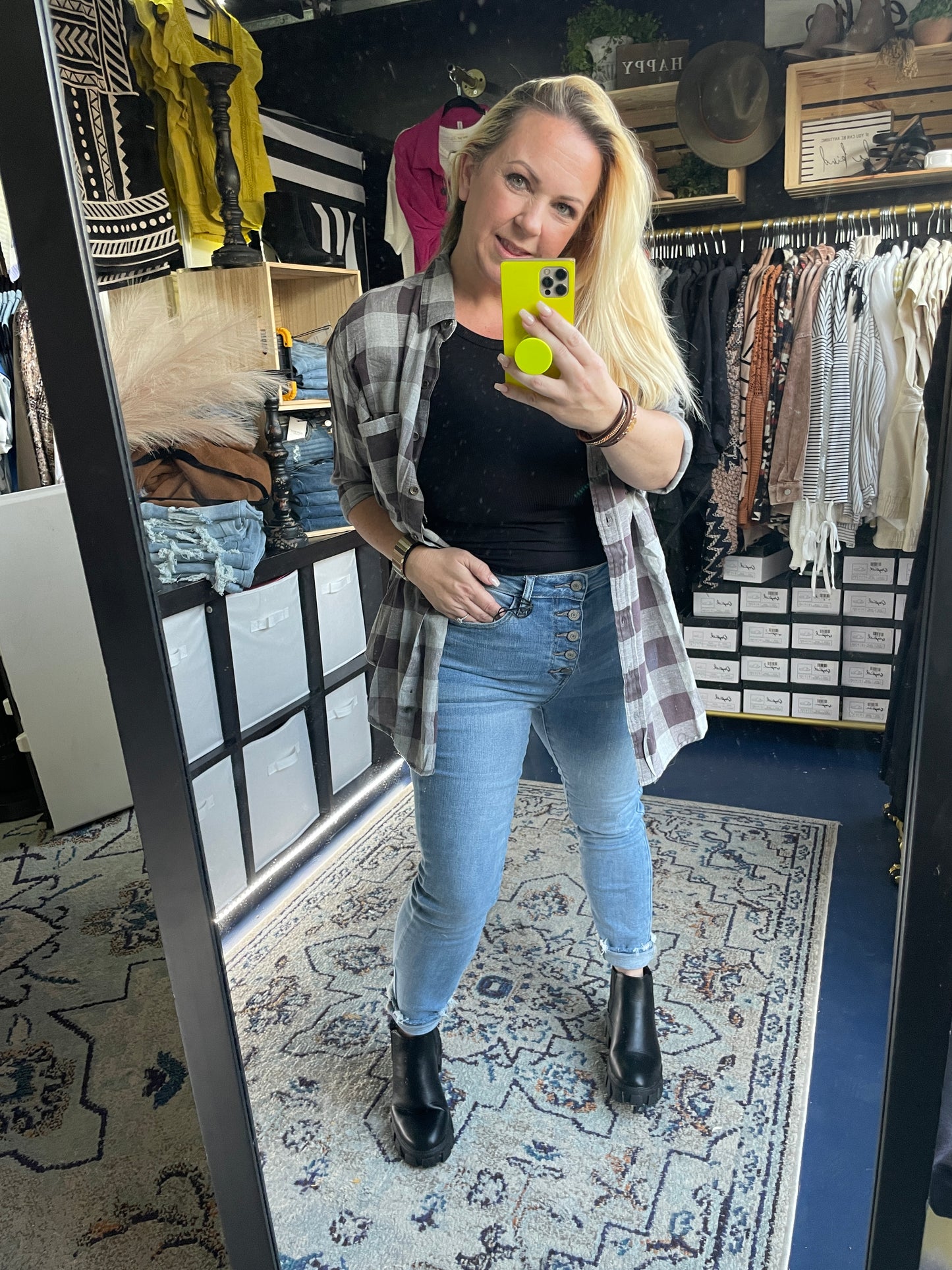 THE HI LOW PLAID TOP