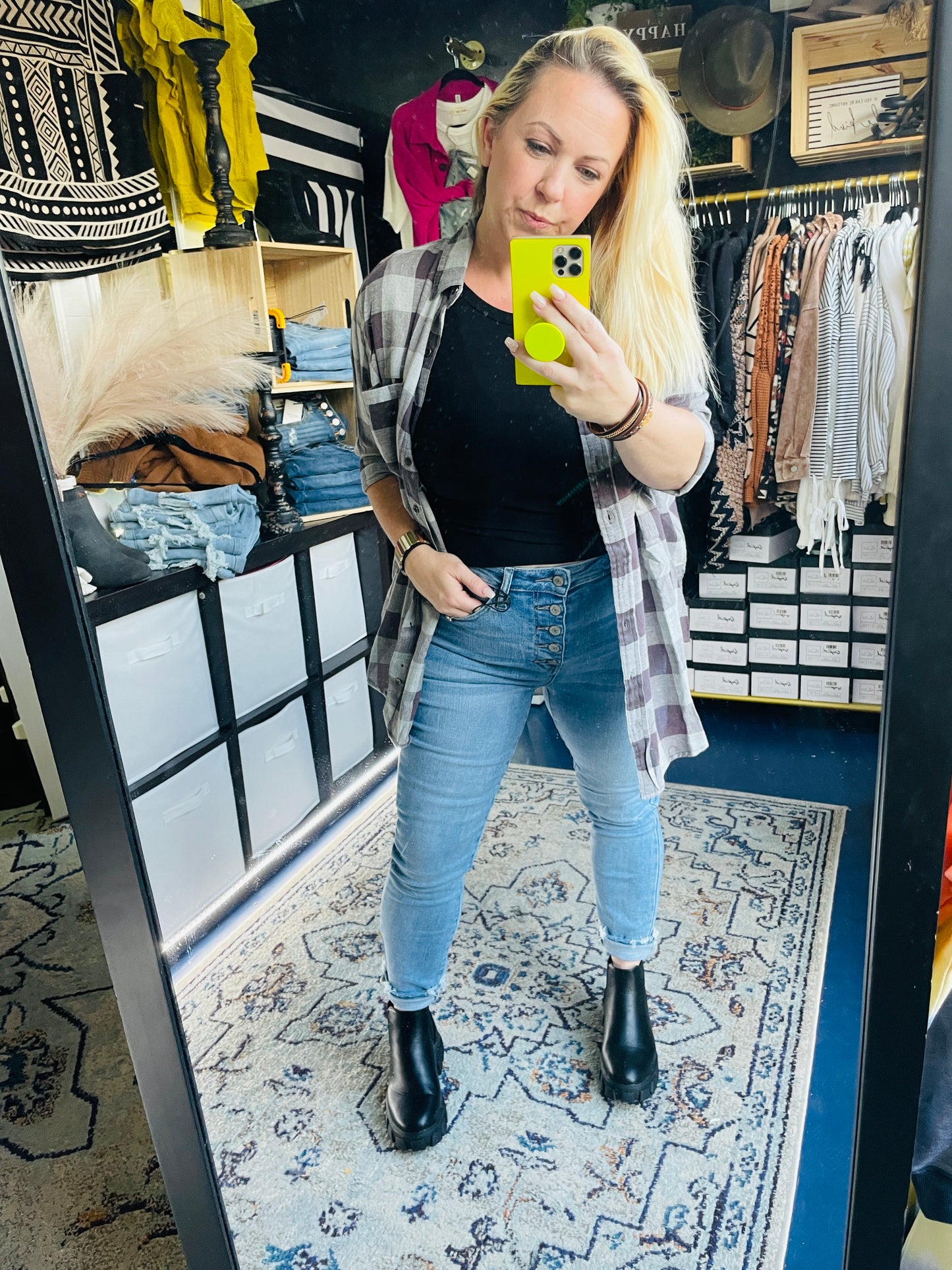 THE HI LOW PLAID TOP