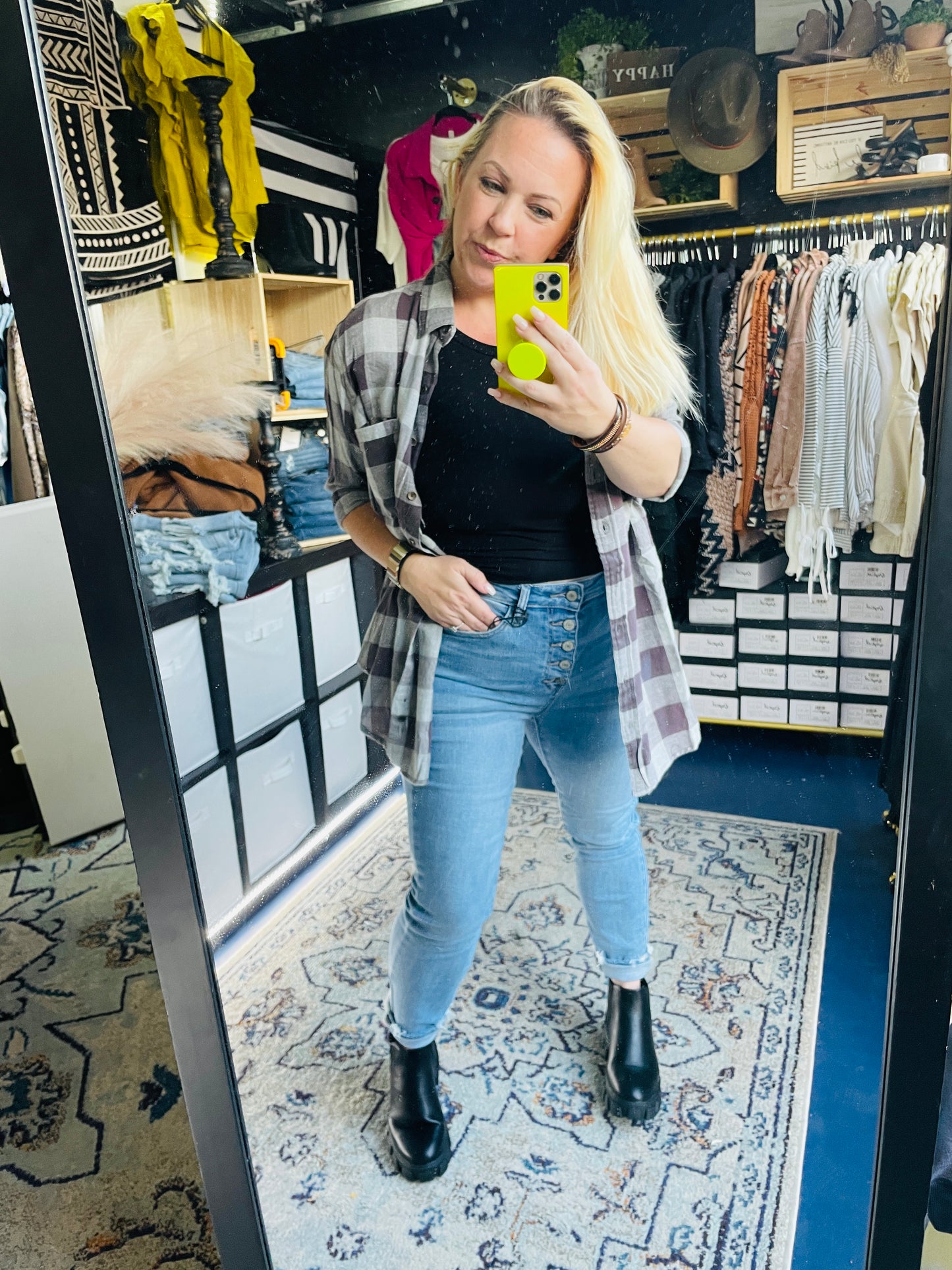 THE HI LOW PLAID TOP