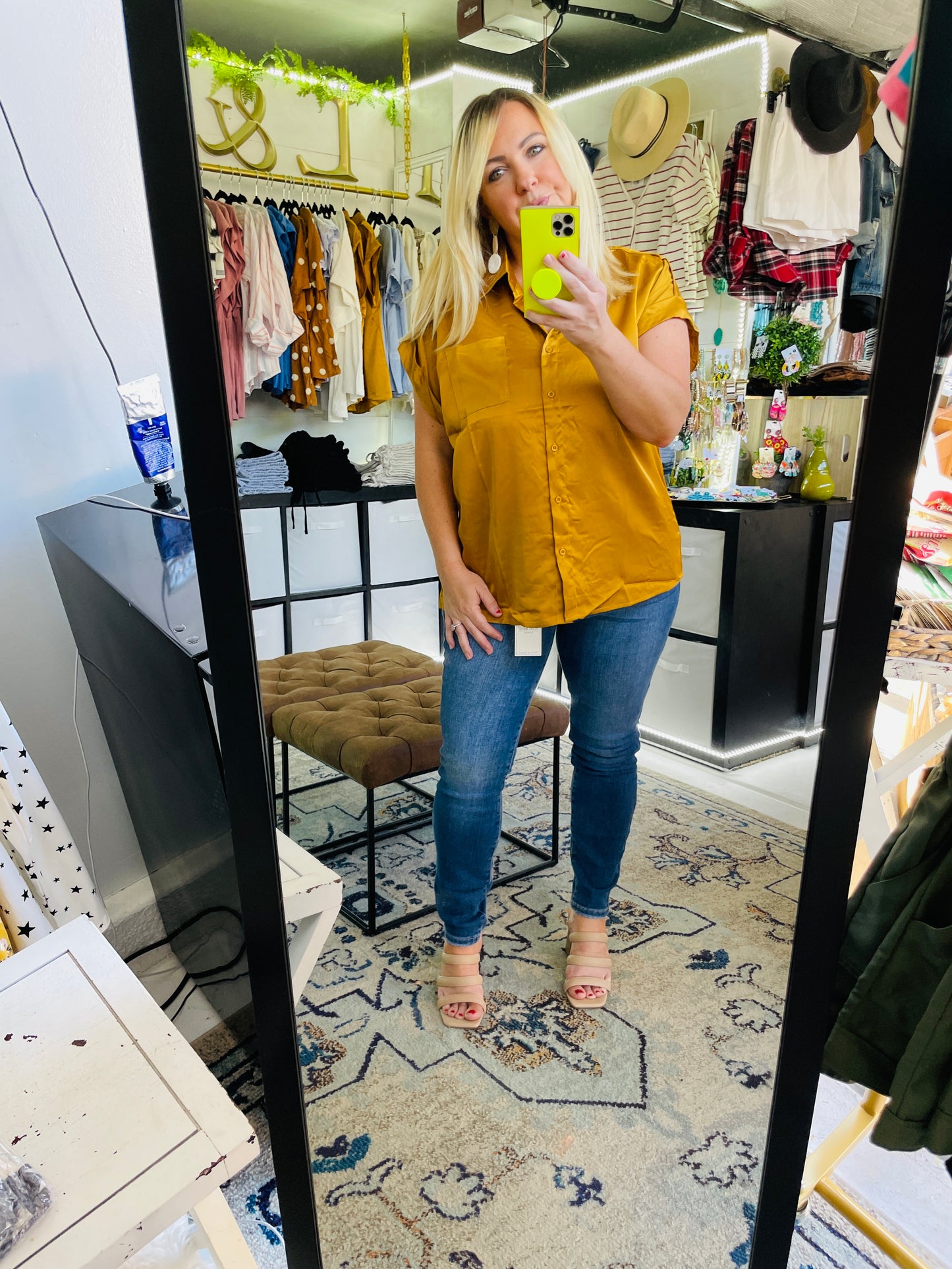 SATIN DOLCE BUTTON DOWN